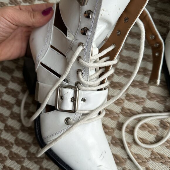 Chloe White Leather Lace Up Rylee Ankle Boots Size 8 - Picture 3 of 7